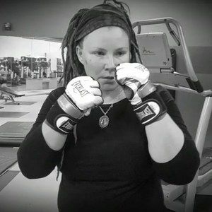 Meet your Posher, Lizzy